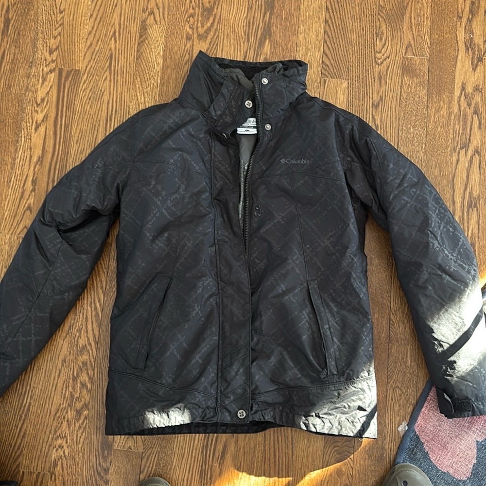 Women’s large Columbia insulated ski jacket